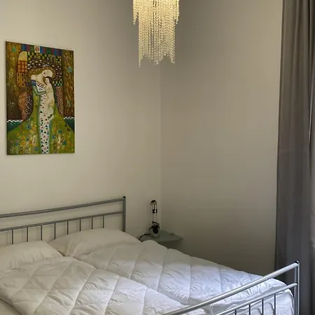 Calmasino Apartment *