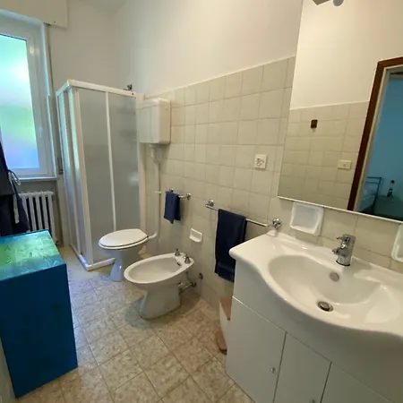 Calmasino Apartment *